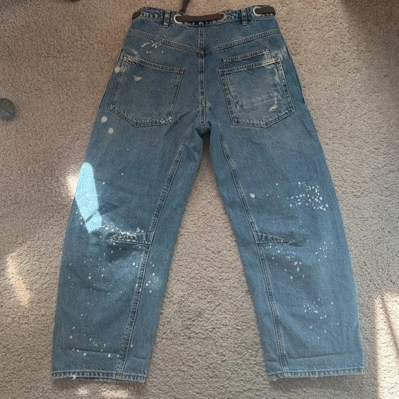 Free People distressed barrel leg. Like new! - Picture 3 of 4